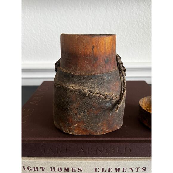 Vintage African Leather and Wood Canteen - Picture 6 of 9